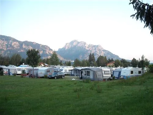 camping-brunnen-brunnen-4cnvz