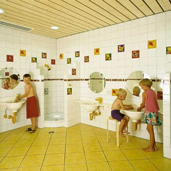 camping-brunnen-brunnen-lvbkq