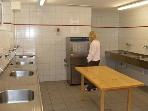 camping-brunnen-brunnen-ncs1i