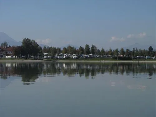 camping-brunnen-brunnen-nzzrm