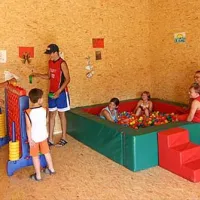 camping-brunnen-brunnen-y6atj