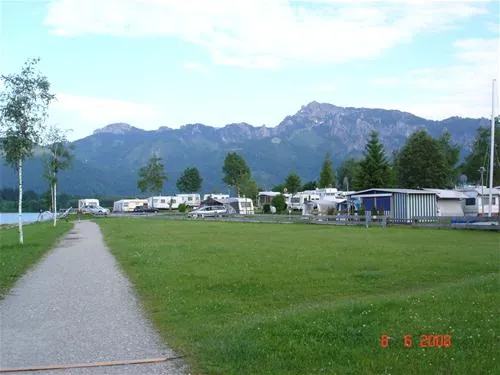 camping-brunnen-brunnen-yegbc