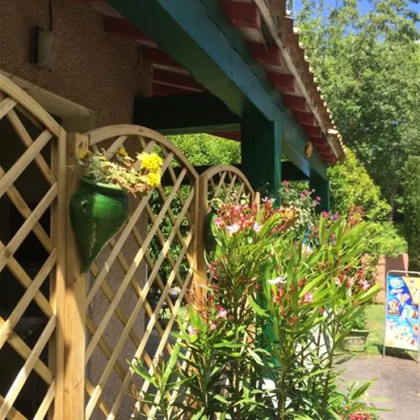 Camping La Bernede