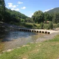 camping-la-bernede-rennes-les-bains-xuhbg