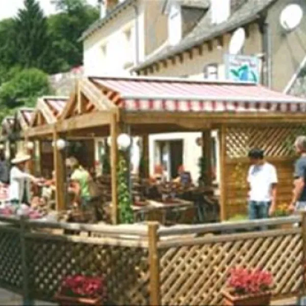 flower-camping-la-source-therondels-jeuia