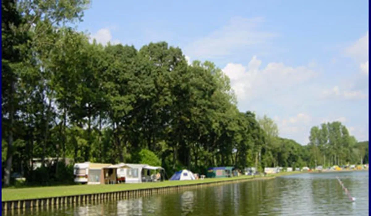 camping-berkenstrand-retie-fxuel