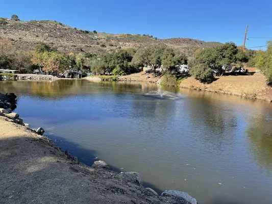 champagne-lakes-rv-resort-escondido-jqzrb