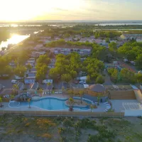 flower-camping-robinson-marseillan-9vkrr