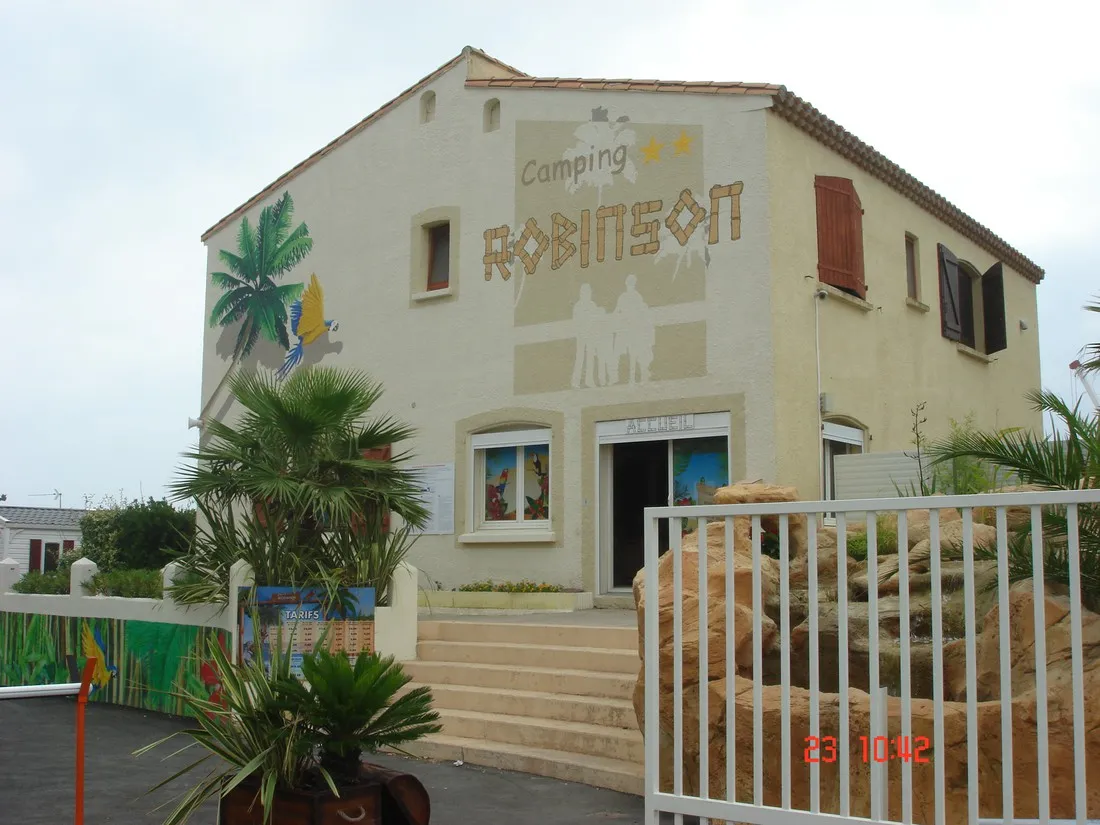 flower-camping-robinson-marseillan-h1dz2
