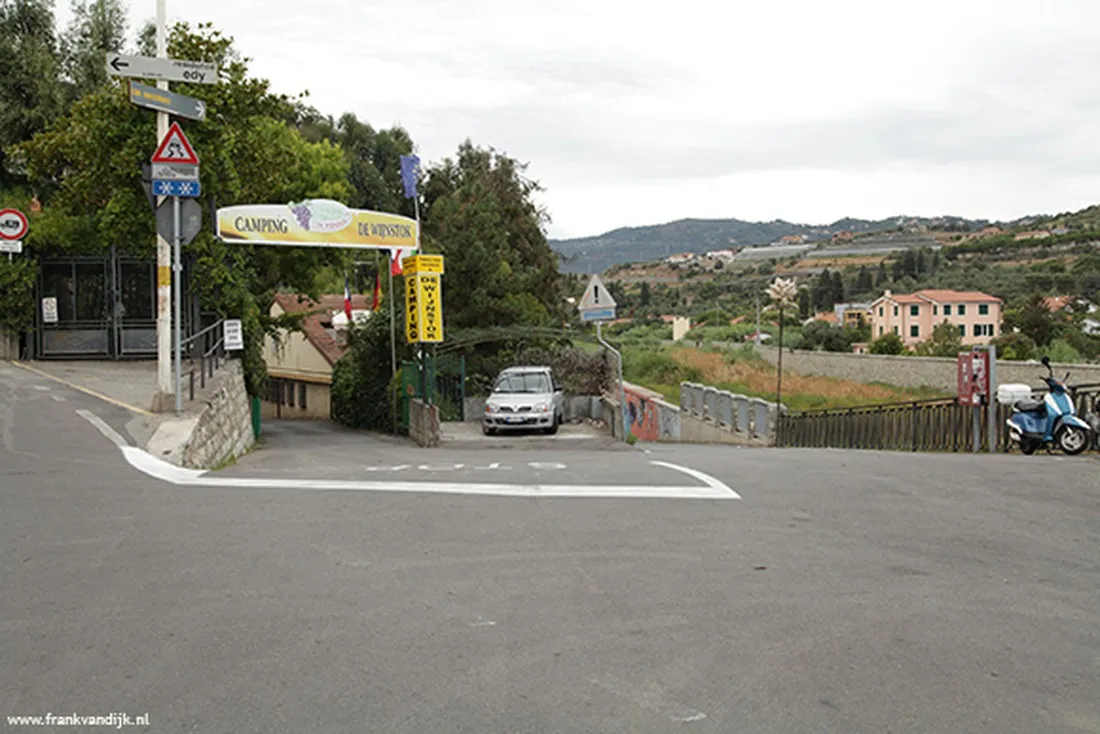 campeggio-de-wijnstok-imperia-bh37y