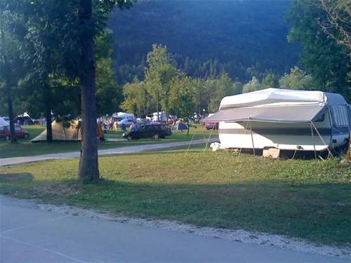 camp-danica-bohinjsko-jezero-cosyu