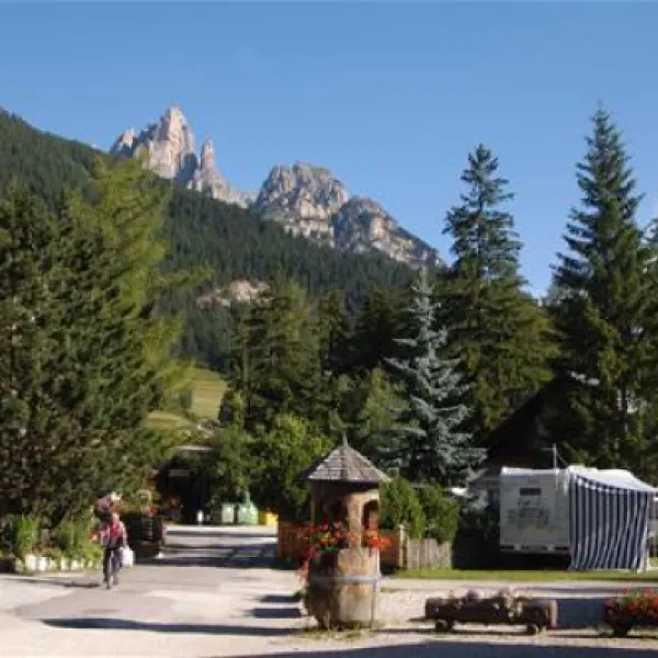 campeggio-catinaccio-rosengarten-pozza-di-fassa-1psrq