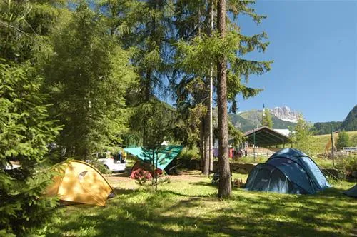 campeggio-catinaccio-rosengarten-pozza-di-fassa-ctwgr