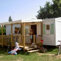 Camping Le Plein Air Des Bories  