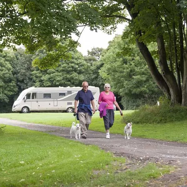 camping-and-caravanning-club-site-wolverley-kidderminster-kizbz