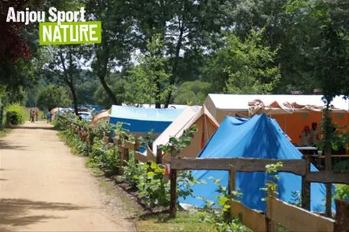 camping-municipal-le-port-ribouet-la-jaille-yvon-7ukcu