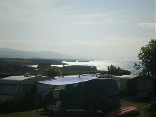 camping-playa-de-tapia-tapia-de-casariego-bzmoc