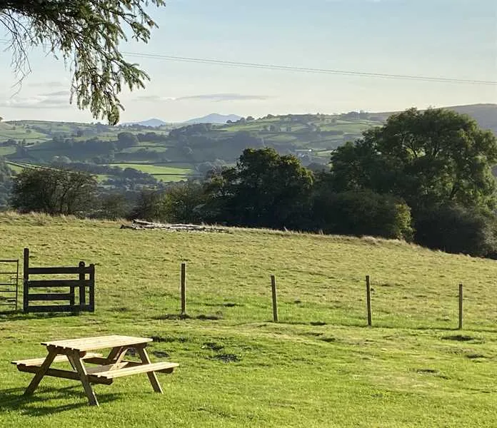 white-house-farm-builth-wells-kdkxi
