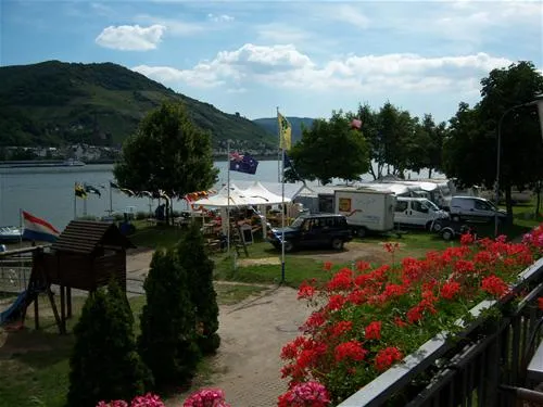 camping-sonnenstrand-bacharach-7ydth