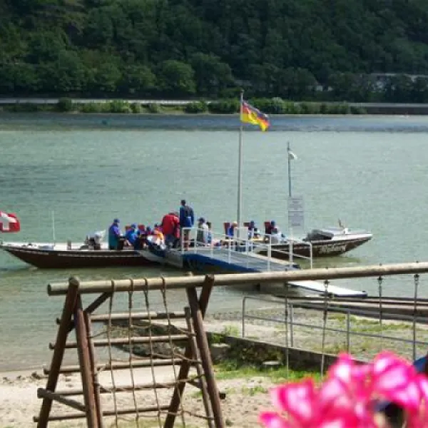 camping-sonnenstrand-bacharach-njog0