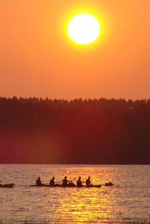 le-camping-municipal-du-lac-ste-eulalie-en-born-c2jpb