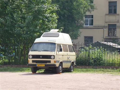 equipped-parking-for-caravans-in-elizarhotel-saint-petersburg-r1exf