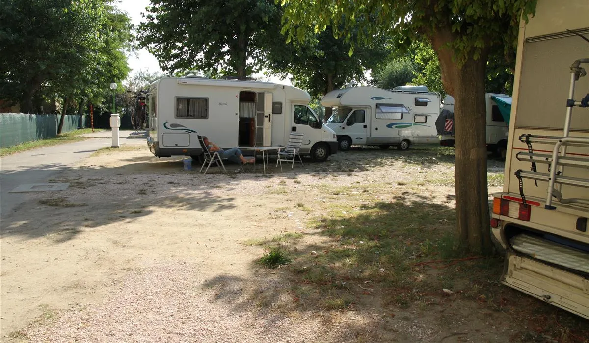 campeggio-riccardo-igea-marina-ndcsy