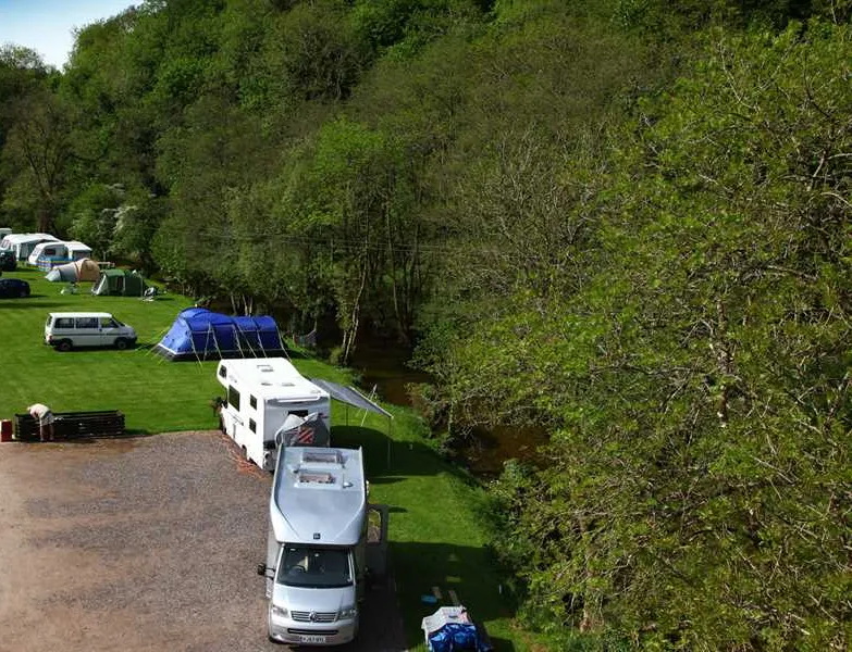 exe-valley-caravan-site-dulverton-ajii1