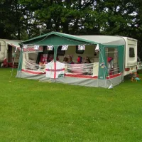 gundrys-farm-campsite-wimborne-8b1oz