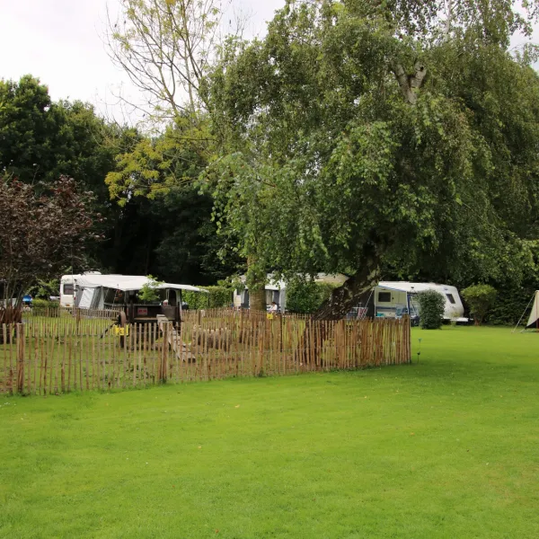 camping-langs-de-dedemsvaart-dedemsvaart-c6bph