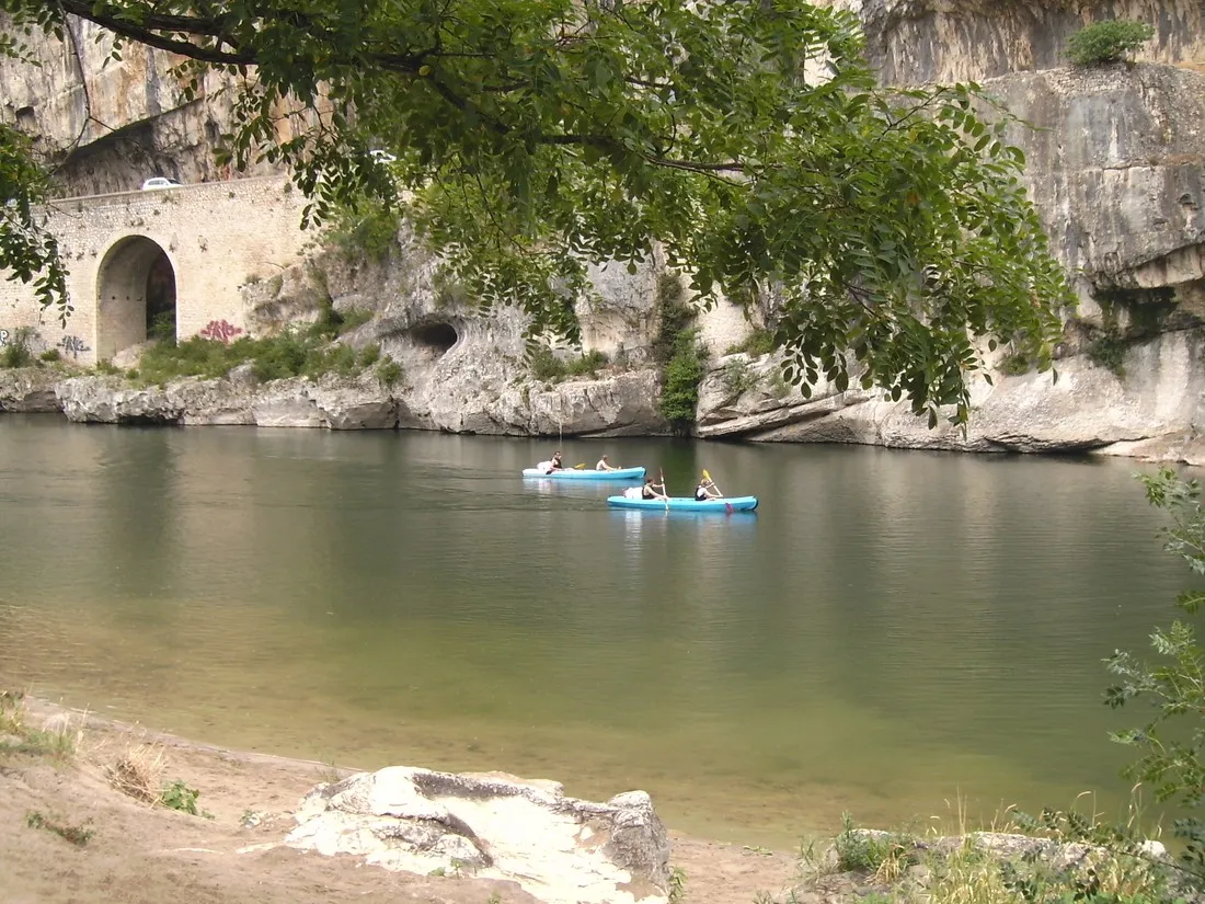 les-blachas-salavas-ardeche-wca1p