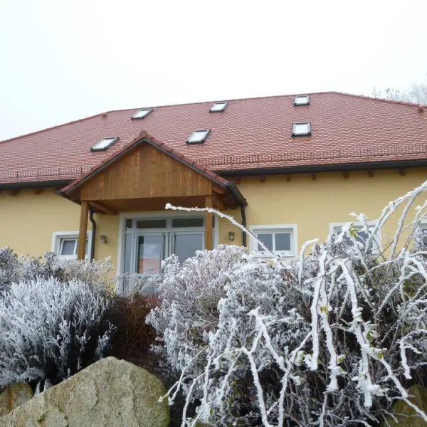 panorama-wellness-campingplatz-grossbuchlberg-mitterteich-2xntt