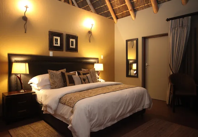 matingwe-lodge-bakkerspass-gravel-road-vaaalwater-6ganp