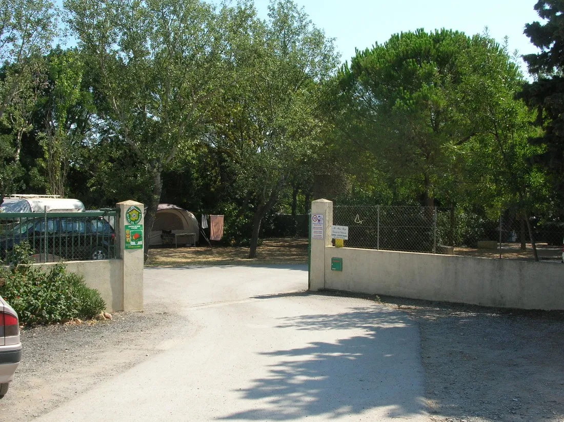 aire-naturelle-villemarin-marseillan-plage-ak0g7