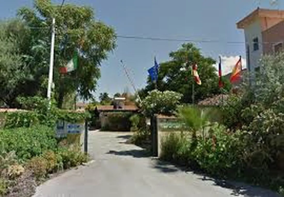 campeggio-degli-ulivi-sferracavallo-yuced
