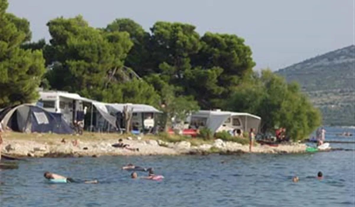 camping-miran-pirovac-sfyx3