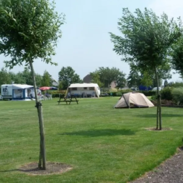 camping-polderflora-alphen-aan-den-rijn-dgieu