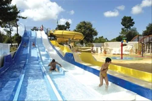 camping-la-pignade-roncelesbains-bdhrk
