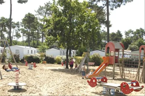 camping-la-pignade-roncelesbains-ut7xs