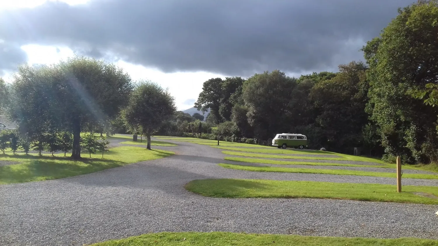 donoghues-white-villa-farm-caravan-park-killarney-qij05