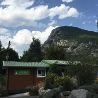 camping-le-camping-des-grottes-alliat-cqsjd