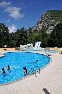 camping-le-camping-des-grottes-alliat-gittd