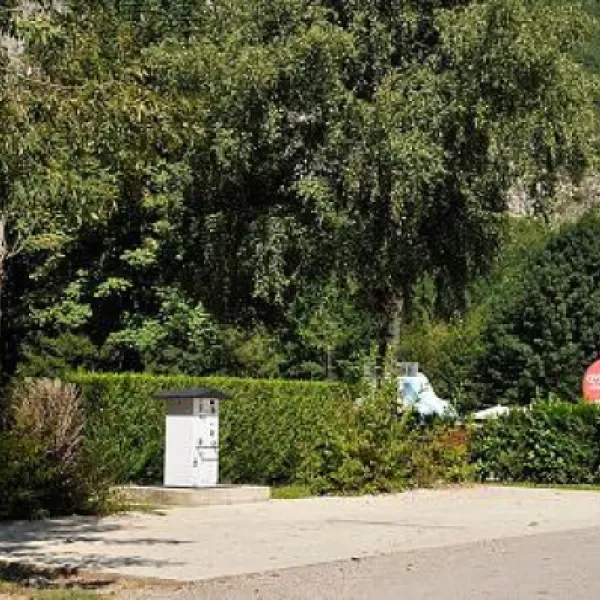 camping-le-camping-des-grottes-alliat-he9gr