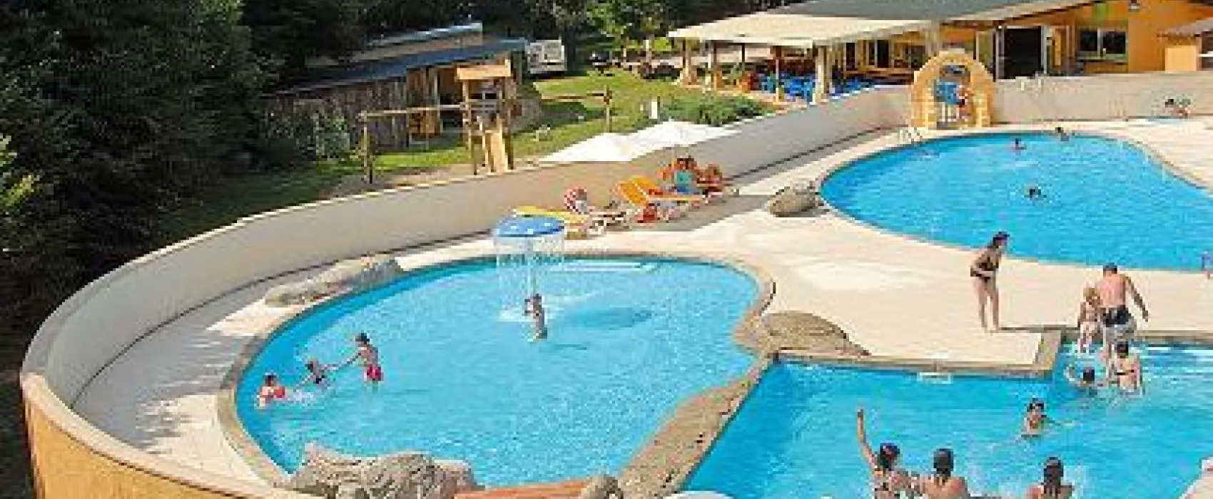 Camping Le Camping Des Grottes  