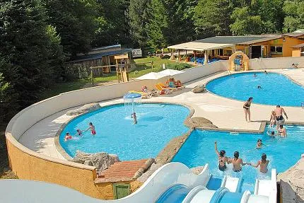 camping-le-camping-des-grottes-alliat-t4yzd