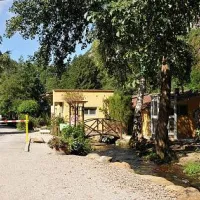 camping-le-camping-des-grottes-alliat-uwarq