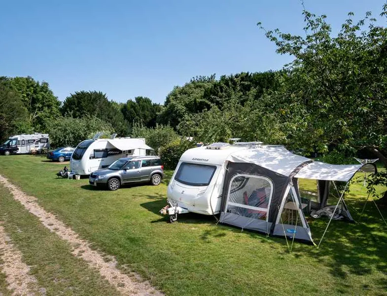camping-caravanning-club-site-slindon-arundel-hpiab
