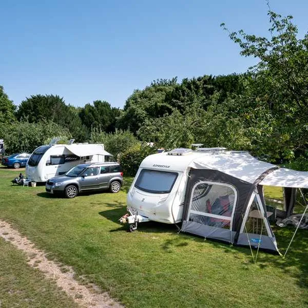 camping-caravanning-club-site-slindon-arundel-hpiab