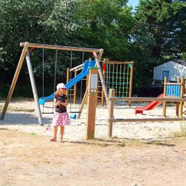 camping-municipal-le-bois-de-brighton-les-pins-cayeux-sur-mer-9ccgk