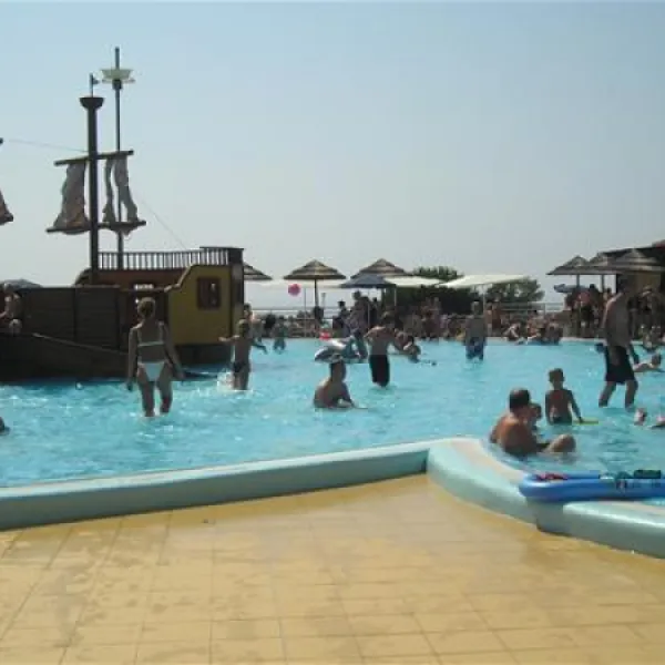 campingin-park-umag-umag-3ijox